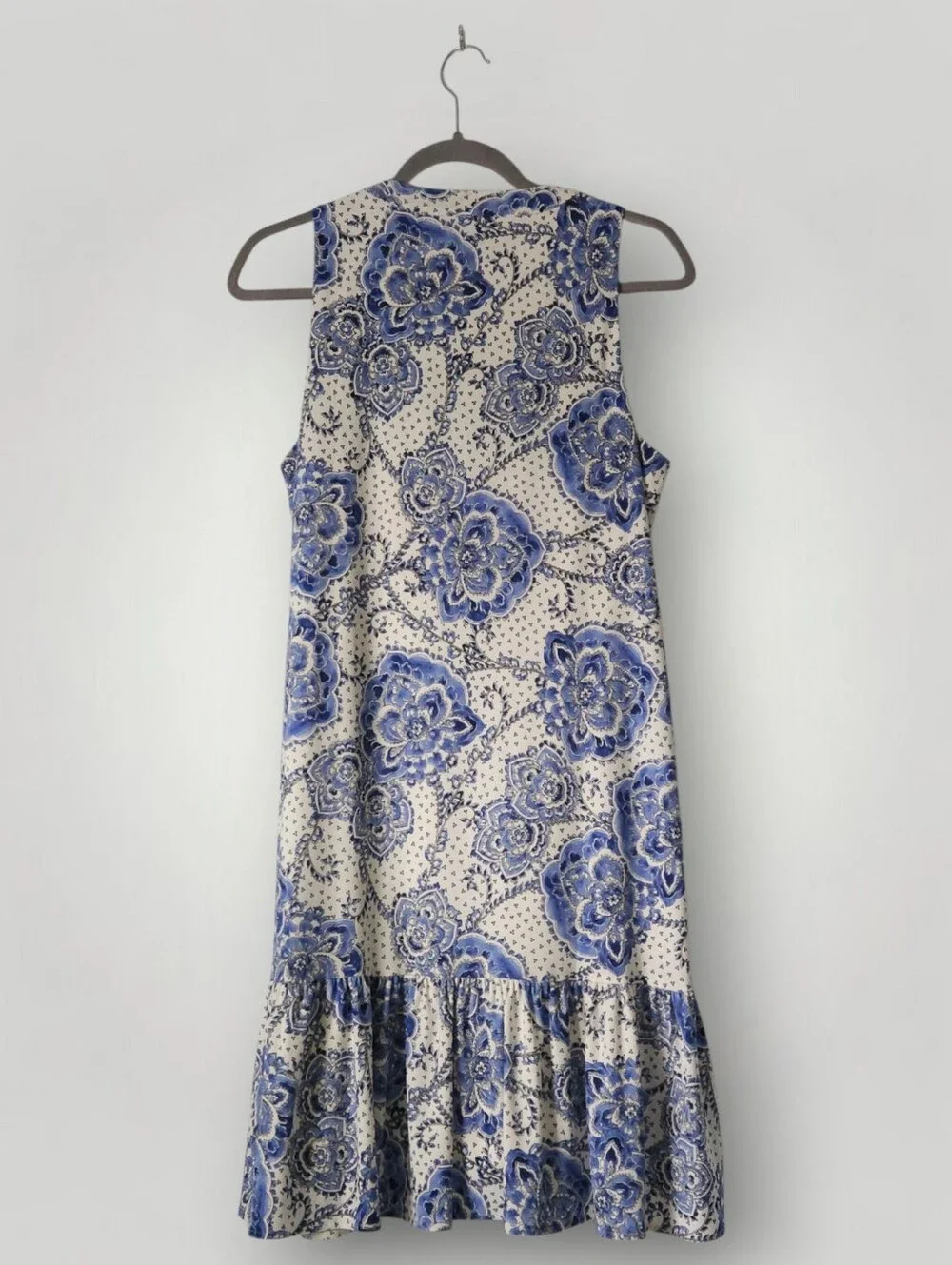 Tommy Hilfiger 8 Blue White Floral Sleeveless Tiered‎ Dress Button Front